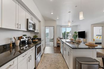 Kitchen with countertop2